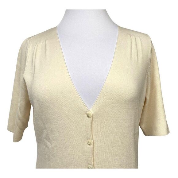 Ann Taylor Pale Yellow Silk Blend V-Neck Button Front Top Half Sleeve Sz M - Picture 3 of 6
